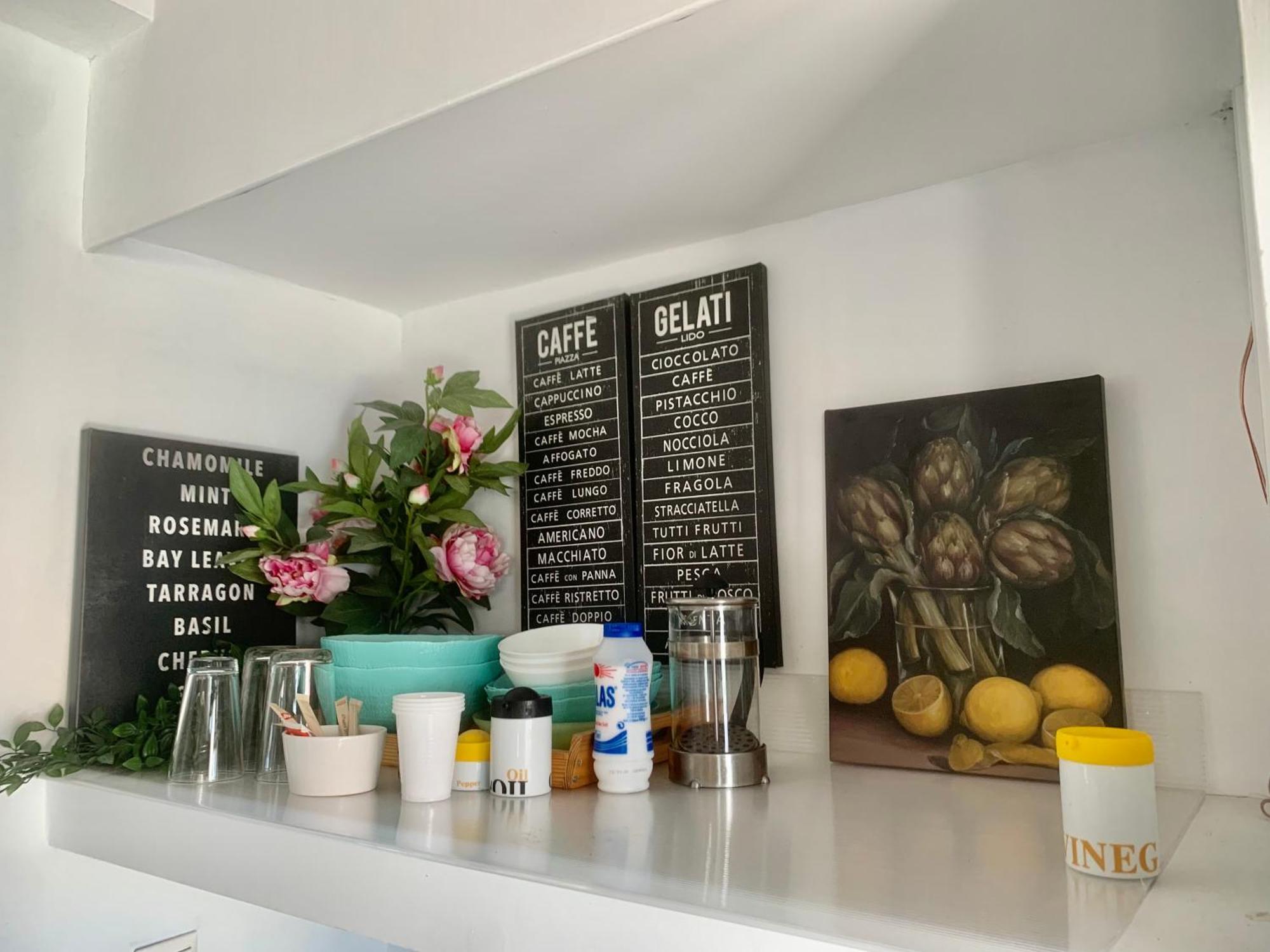 Bright Studio 4 A Short Stay Near Oaka - Iaso - Ygeia - Mitera Hospitals أثينا المظهر الخارجي الصورة